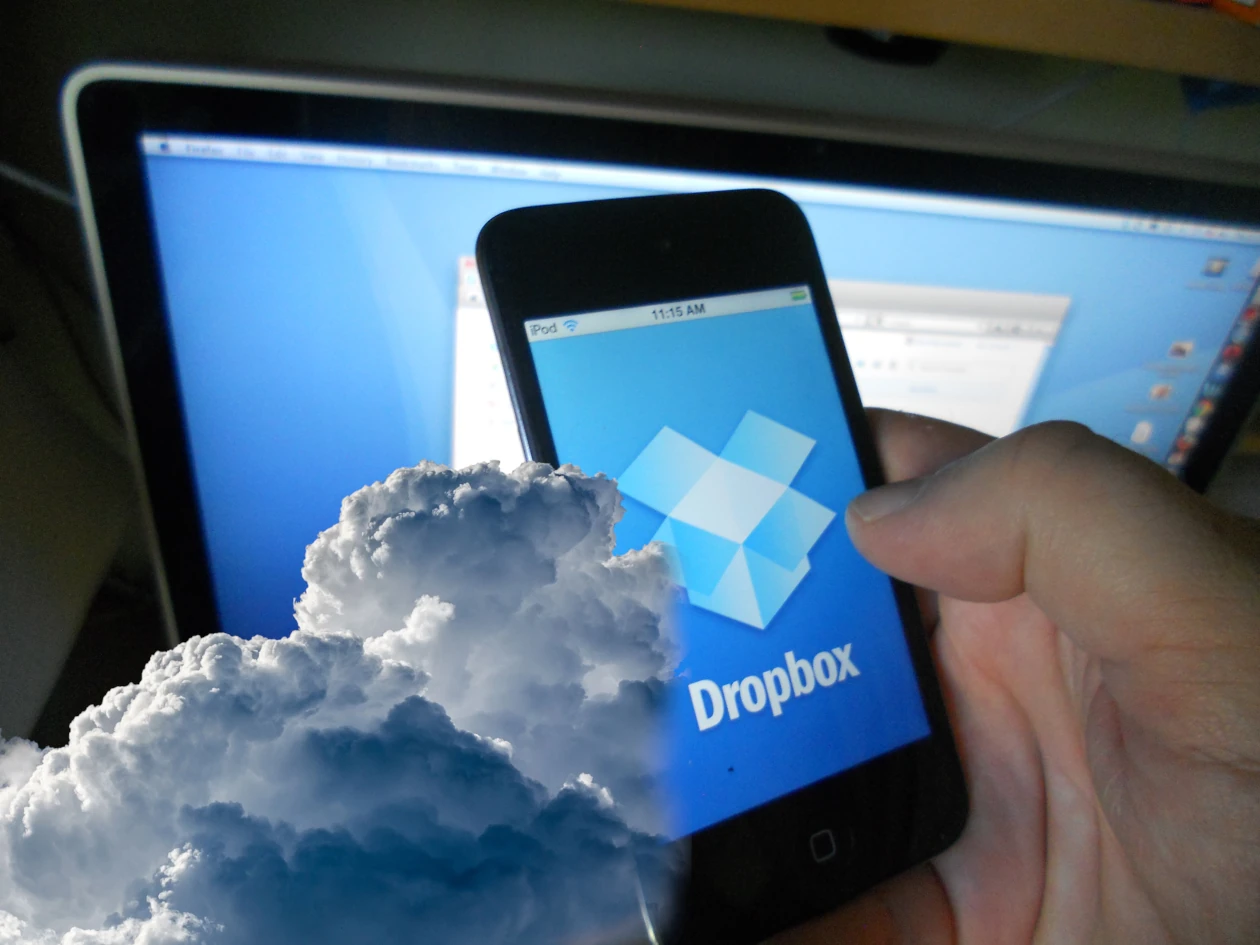 Tormenta de despidos en las nubes de Dropbox