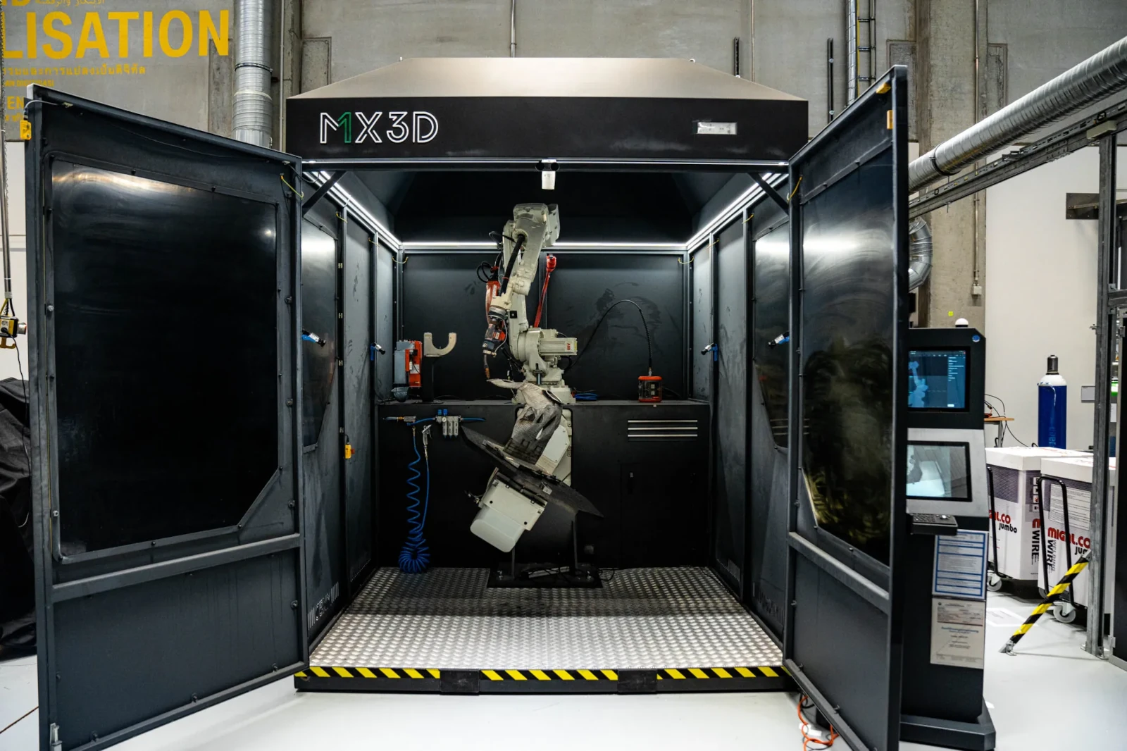 BMW experimentando para fabricar sus vehículos usando piezas impresas en 3D